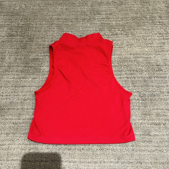 Bozollo red turtle neck tank top - Picture 2 of 2